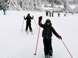 Queyrières : les enfants apprennent le ski de fond à &quot;Raffy&quot;