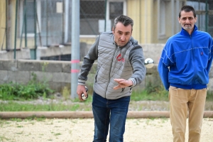 Dunières : chez Vial Frères, la semaine de travail se termine par un concours de pétanque