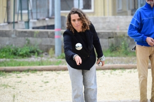 Dunières : chez Vial Frères, la semaine de travail se termine par un concours de pétanque