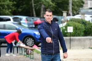 Dunières : chez Vial Frères, la semaine de travail se termine par un concours de pétanque