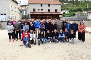 Dunières : chez Vial Frères, la semaine de travail se termine par un concours de pétanque