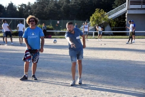 Les Villettes : le concours de pétanque bat un record de participation