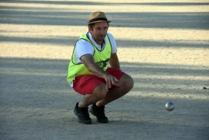 Les Villettes : le concours de pétanque bat un record de participation