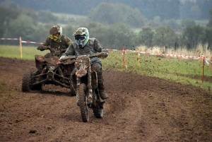 Montfaucon-en-Velay : un bain de boue pour 224 pilotes de motos et quads