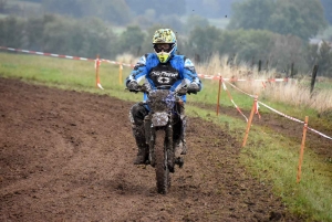 Montfaucon-en-Velay : un bain de boue pour 224 pilotes de motos et quads