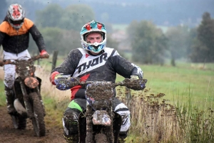 Montfaucon-en-Velay : un bain de boue pour 224 pilotes de motos et quads