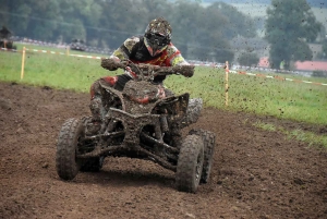 Montfaucon-en-Velay : un bain de boue pour 224 pilotes de motos et quads