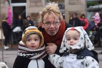 Saint-Didier-en-Velay : des confettis et quelques gouttes de pluie pour le 51e Carnaval (photos et vidéo)