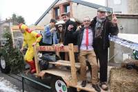 Saint-Didier-en-Velay : des confettis et quelques gouttes de pluie pour le 51e Carnaval (photos et vidéo)