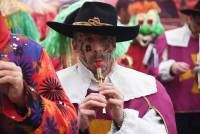 Saint-Didier-en-Velay : des confettis et quelques gouttes de pluie pour le 51e Carnaval (photos et vidéo)