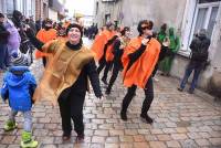 Saint-Didier-en-Velay : des confettis et quelques gouttes de pluie pour le 51e Carnaval (photos et vidéo)