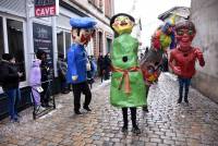 Saint-Didier-en-Velay : des confettis et quelques gouttes de pluie pour le 51e Carnaval (photos et vidéo)