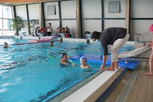 Fin du cycle natation pour les écoliers de Grazac