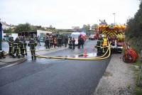 Les pompiers de Montfaucon et Dunières en manoeuvre chez Linamar