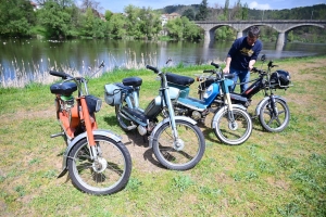 21 mobylettes en road-trip dimanche à Bas-en-Basset