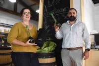 Maguy et Johannes Marcon présentent la Grande Verveine dont le lancement officiel se fera pendant la Foire aux champignons.