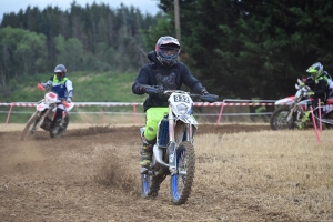 Course sur prairie 2023 : les photos des 125 cc