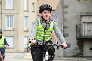 Sainte-Sigolène : les CM2 de l&#039;école Germaine-Tillion en immersion en vélo dans les rues