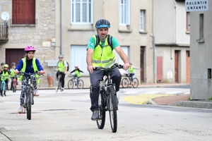 Sainte-Sigolène : les CM2 de l&#039;école Germaine-Tillion en immersion en vélo dans les rues