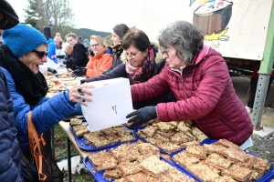 Saint-Bonnet-le-Froid : 1000 parts découpées sur la tarte XXL à la châtaigne