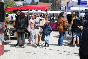 Montfaucon-en-Velay : une Foire des râteaux au beau fixe