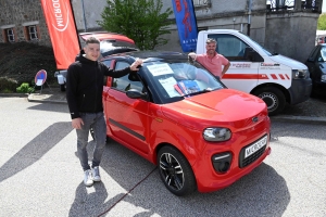 Montfaucon-en-Velay : une Foire des râteaux au beau fixe