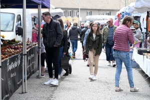 Montfaucon-en-Velay : une Foire des râteaux au beau fixe