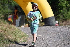 Lantriac : 200 participants pour la première course des couleurs