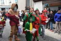 Yssingeaux : la foule pour accompagner le cortège du Carnaval (photos et vidéo)