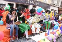 Yssingeaux : la foule pour accompagner le cortège du Carnaval (photos et vidéo)