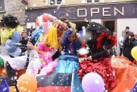 Yssingeaux : la foule pour accompagner le cortège du Carnaval (photos et vidéo)