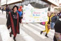 Yssingeaux : la foule pour accompagner le cortège du Carnaval (photos et vidéo)