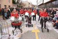 Yssingeaux : la foule pour accompagner le cortège du Carnaval (photos et vidéo)