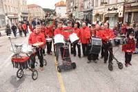 Yssingeaux : la foule pour accompagner le cortège du Carnaval (photos et vidéo)