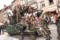 Yssingeaux : la foule pour accompagner le cortège du Carnaval (photos et vidéo)