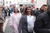 Yssingeaux : la foule pour accompagner le cortège du Carnaval (photos et vidéo)