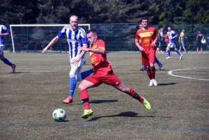 Foot : les Villettes (normalement) promus en District 1