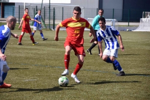 Foot : les Villettes (normalement) promus en District 1