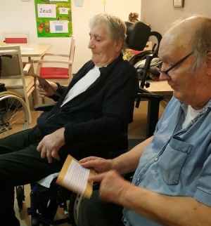 Yssingeaux : les CM1 de l&#039;école publique en visite à l&#039;Ehpad pour la nouvelle année