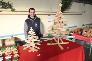 Dunières : 40 exposants vous attendent ce dimanche au boulodrome pour le marché de Noël