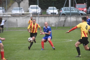 Foot : Dunières perd deux points à domicile contre Nord Vignoble