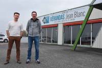 Nicolas Comte, gérant, et Emmanuel Martin, responsable du magasin de Monistrol-sur-Loire.