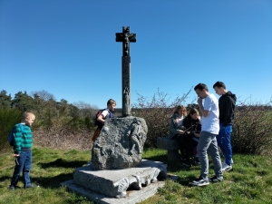 Sainte-Sigolène : à la découverte des croix de Grazac avec la pastorale des jeunes