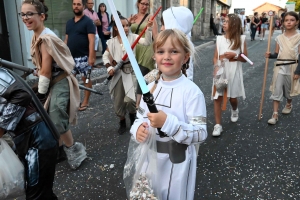 Montfaucon-en-Velay : les classes en 2 ont mis l&#039;ambiance dans les rues