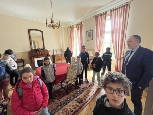 Montfaucon-en-Velay : après le Sénat, les enfants du conseil municipal à la sous-préfecture