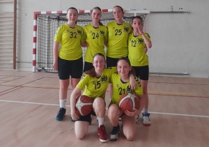 Monistrol-sur-Loire : les basketteurs du collège du Monteil champions et vice-champions académiques