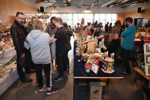 Montfaucon-en-Velay : une vingtaine d&#039;exposants et des animations ce week-end au marché de Noël