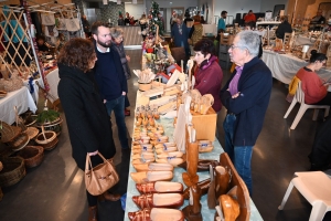 Montfaucon-en-Velay : une vingtaine d&#039;exposants et des animations ce week-end au marché de Noël