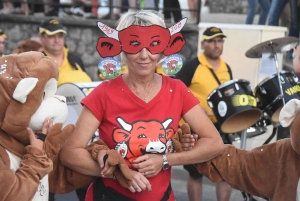 Dunières : la grande fête pour les trente ans du défilé des classes (vidéo)