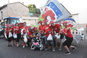 Dunières : la grande fête pour les trente ans du défilé des classes (vidéo)